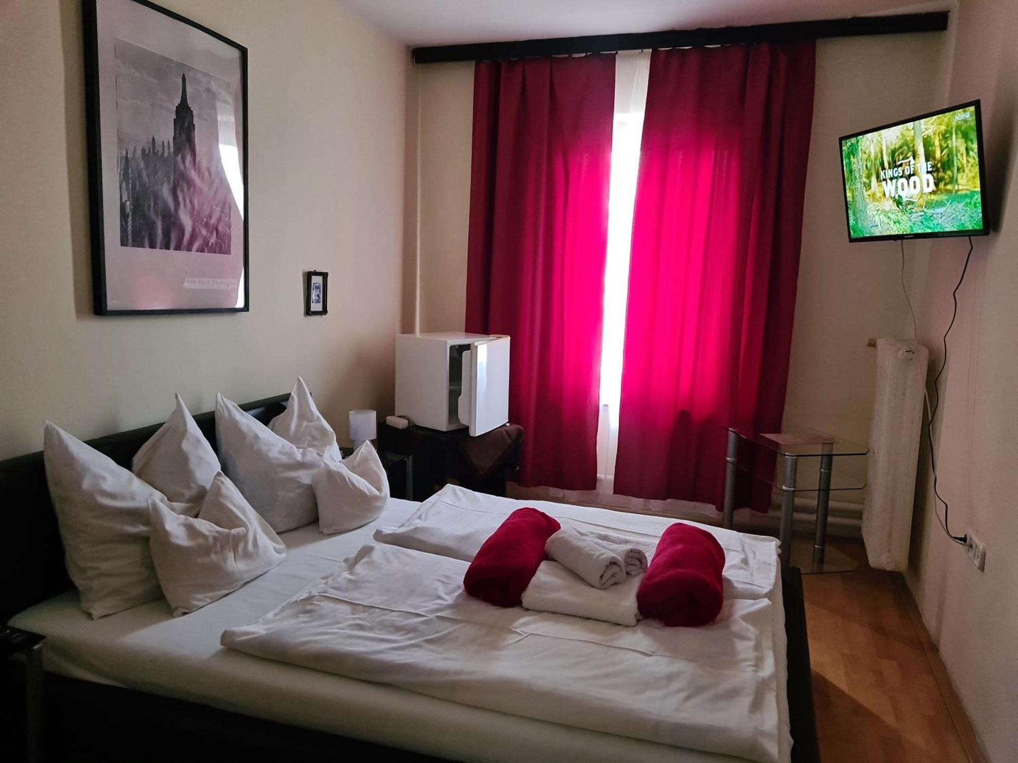 Hotel Oroszlan Szigetvár Extérieur photo